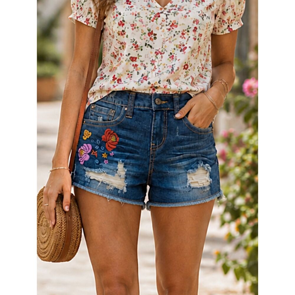 NEW! ZCO High Rise Shortie Sz 3 Women's Jrs Floral Embroidered Jean Shorts